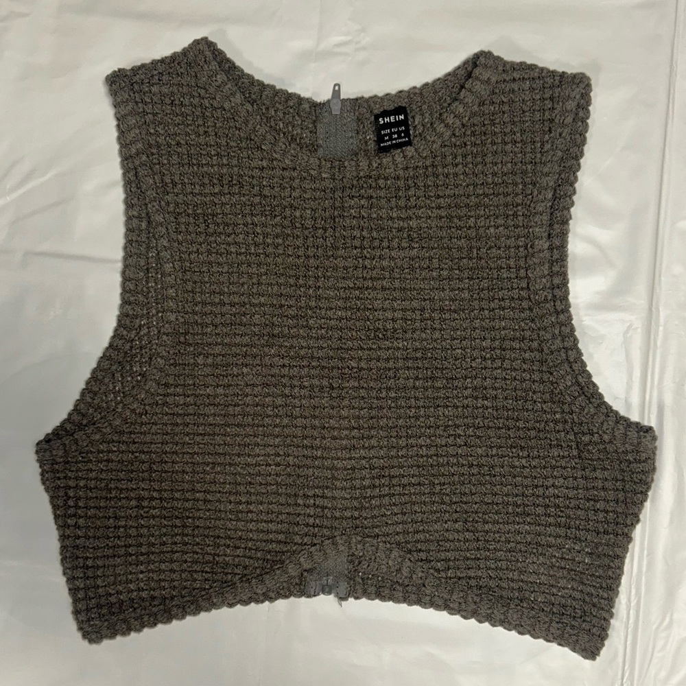 SHEIN Gray Knit Crop Top